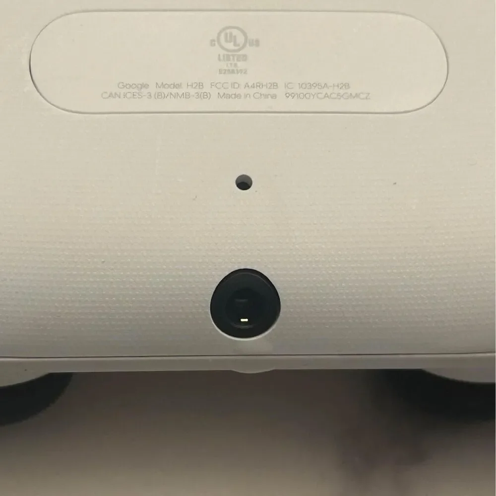 Google Stadia H2B Premiere Edition Controller - Clearly White
